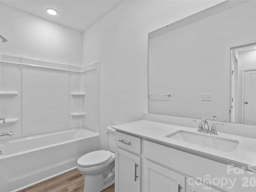 4008 Crooked Spruce Court, Matthews, NC 28105.  MLS# CAR4425000, YatesRealty ID 51002. 