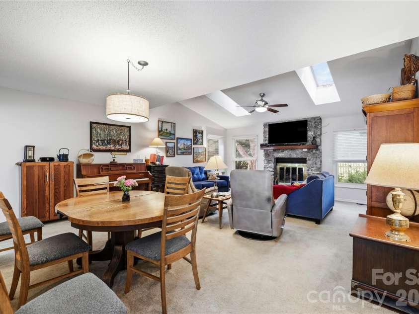 13 Llama Vista Court, Black Mountain, NC 28711.  MLS# CAR4423971, YatesRealty ID 51004. 