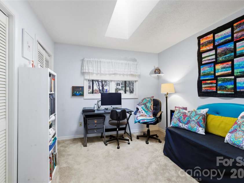 13 Llama Vista Court, Black Mountain, NC 28711.  MLS# CAR4423971, YatesRealty ID 51004. 