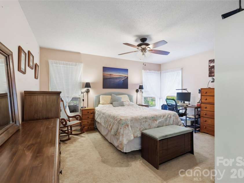 13 Llama Vista Court, Black Mountain, NC 28711.  MLS# CAR4423971, YatesRealty ID 51004. 