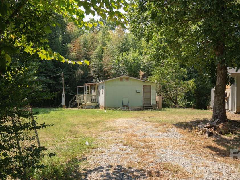 1157 Pecan Circle, Rock Hill, SC 29732.  MLS# CAR4422825, YatesRealty ID 51005. 