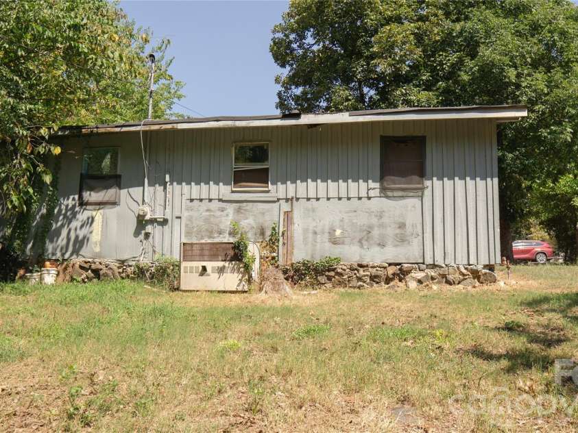 1157 Pecan Circle, Rock Hill, SC 29732.  MLS# CAR4422825, YatesRealty ID 51005. 