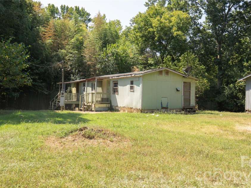 1157 Pecan Circle, Rock Hill, SC 29732.  MLS# CAR4422825, YatesRealty ID 51005. 