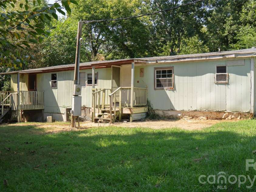 1157 Pecan Circle, Rock Hill, SC 29732.  MLS# CAR4422825, YatesRealty ID 51005. 