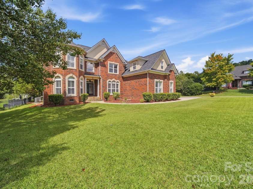 200 Thompson Court, Indian Trail, NC 28079.  MLS# CAR4424987, YatesRealty ID 51006. 