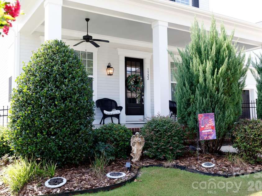 1522 Half Pint Loop, Fort Mill, SC 29708.  MLS# CAR4425037, YatesRealty ID 51008. 