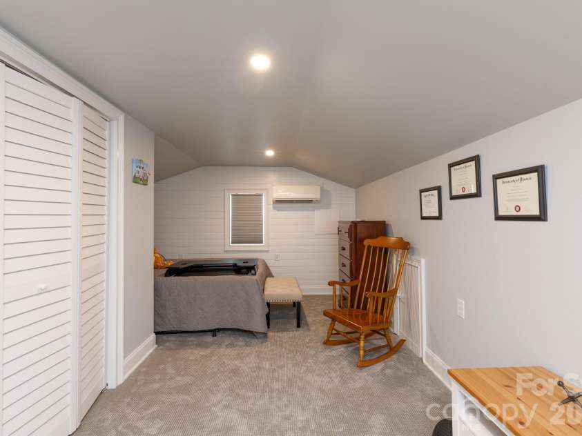 1522 Half Pint Loop, Fort Mill, SC 29708.  MLS# CAR4425037, YatesRealty ID 51008. 