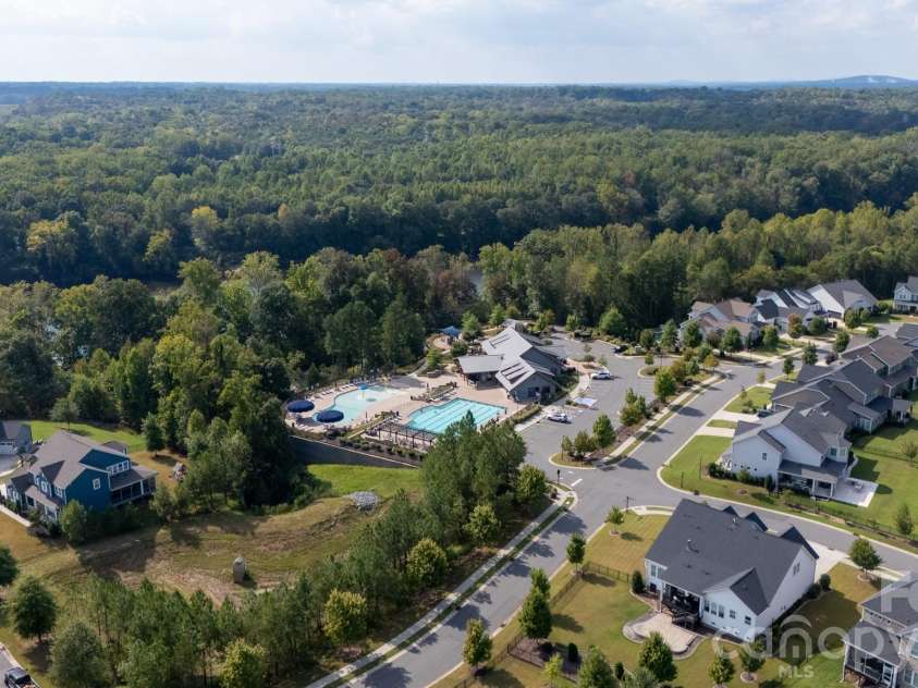 1522 Half Pint Loop, Fort Mill, SC 29708.  MLS# CAR4425037, YatesRealty ID 51008. 