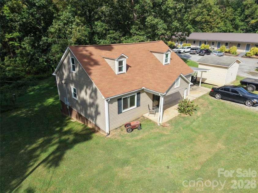 4266 Smokey Creek Road, Lenoir, NC 28645.  MLS# CAR4424314, YatesRealty ID 51009. 