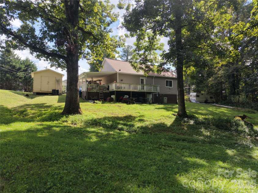 4266 Smokey Creek Road, Lenoir, NC 28645.  MLS# CAR4424314, YatesRealty ID 51009. 