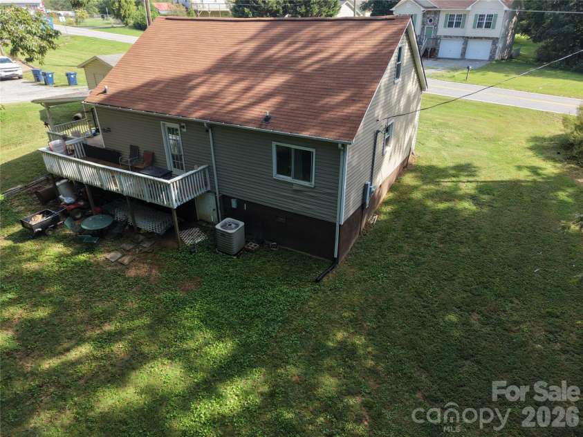 4266 Smokey Creek Road, Lenoir, NC 28645.  MLS# CAR4424314, YatesRealty ID 51009. 