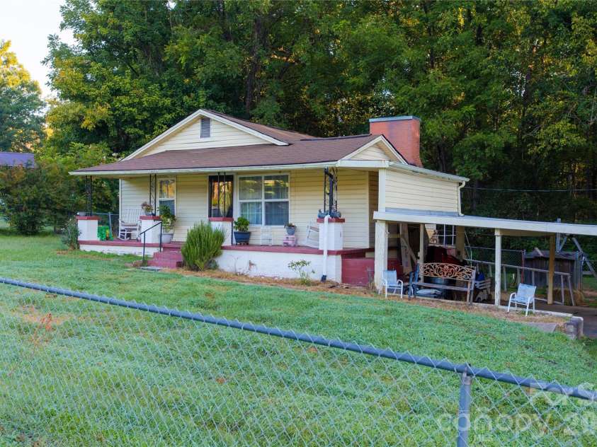 2287 US 70 Highway, Morganton, NC 28655.  MLS# CAR4425084, YatesRealty ID 51012. 