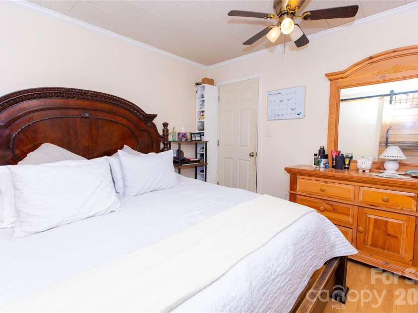 2287 US 70 Highway, Morganton, NC 28655.  MLS# CAR4425084, YatesRealty ID 51012. 