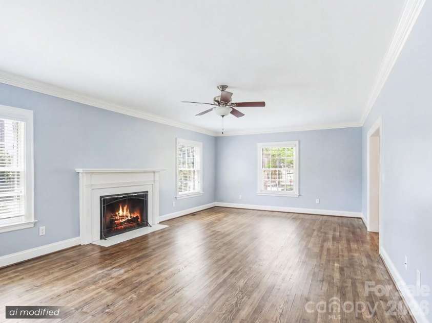 199 Kimberly Avenue, Asheville, NC 28804.  MLS# CAR4419910, YatesRealty ID 51013. 