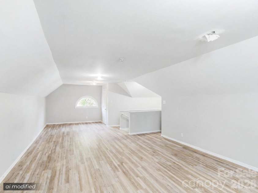 199 Kimberly Avenue, Asheville, NC 28804.  MLS# CAR4419910, YatesRealty ID 51013. 