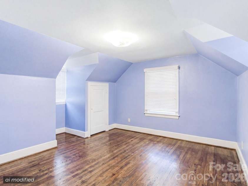 199 Kimberly Avenue, Asheville, NC 28804.  MLS# CAR4419910, YatesRealty ID 51013. 