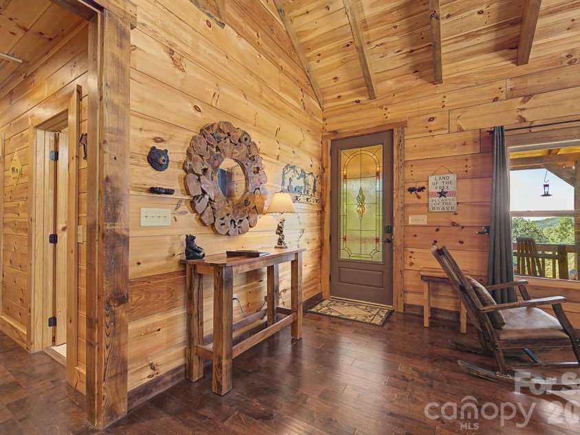 58 Indianola Lane, Bryson City, NC 28713.  MLS# CAR4424618, YatesRealty ID 51014. 