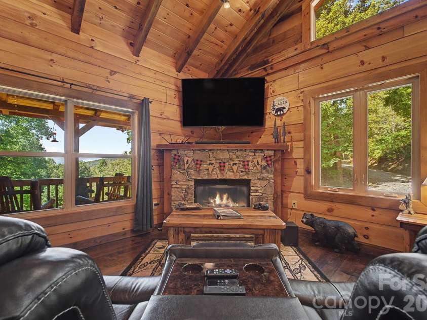 58 Indianola Lane, Bryson City, NC 28713.  MLS# CAR4424618, YatesRealty ID 51014. 