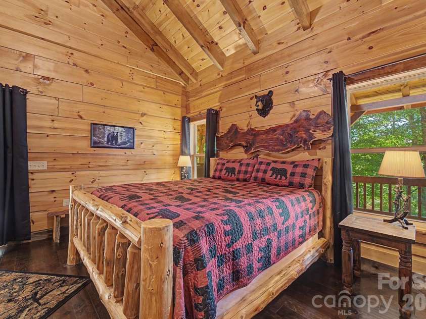 58 Indianola Lane, Bryson City, NC 28713.  MLS# CAR4424618, YatesRealty ID 51014. 