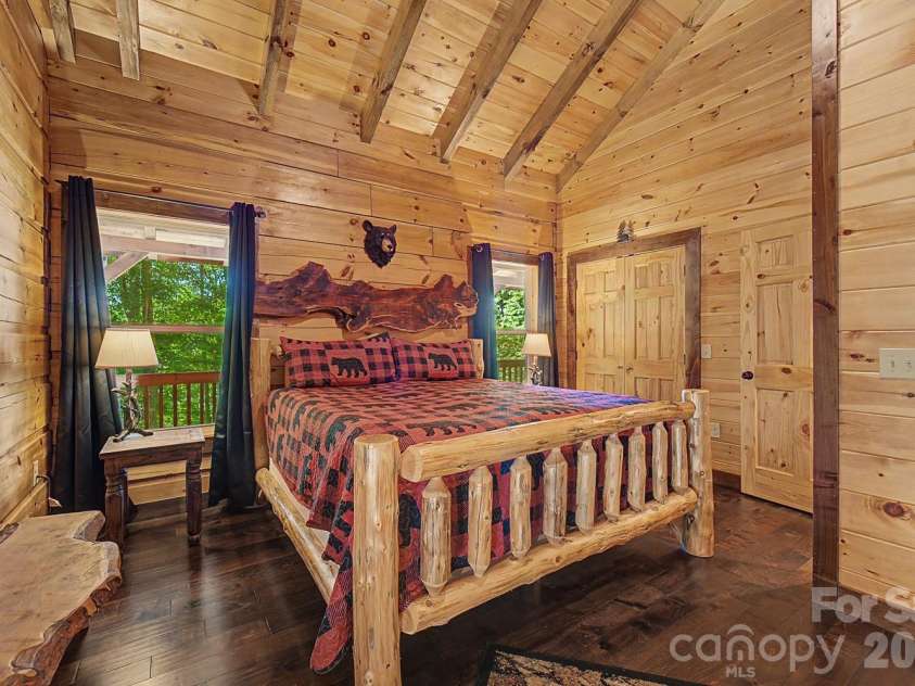 58 Indianola Lane, Bryson City, NC 28713.  MLS# CAR4424618, YatesRealty ID 51014. 