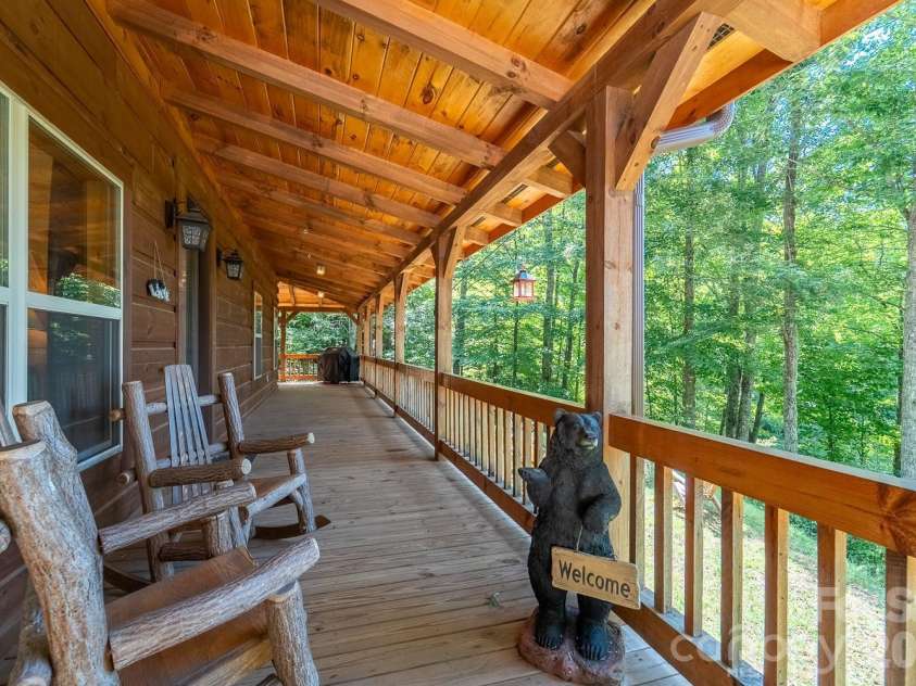58 Indianola Lane, Bryson City, NC 28713.  MLS# CAR4424618, YatesRealty ID 51014. 