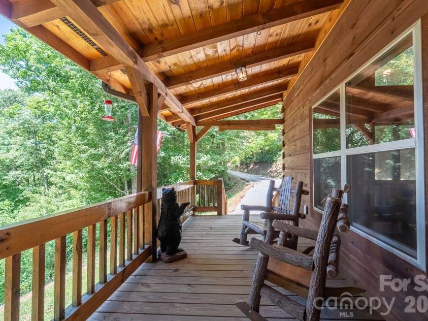 58 Indianola Lane, Bryson City, NC 28713.  MLS# CAR4424618, YatesRealty ID 51014. 