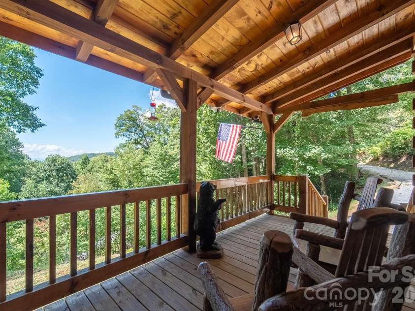 58 Indianola Lane, Bryson City, NC 28713.  MLS# CAR4424618, YatesRealty ID 51014. 