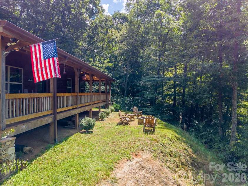 58 Indianola Lane, Bryson City, NC 28713.  MLS# CAR4424618, YatesRealty ID 51014. 