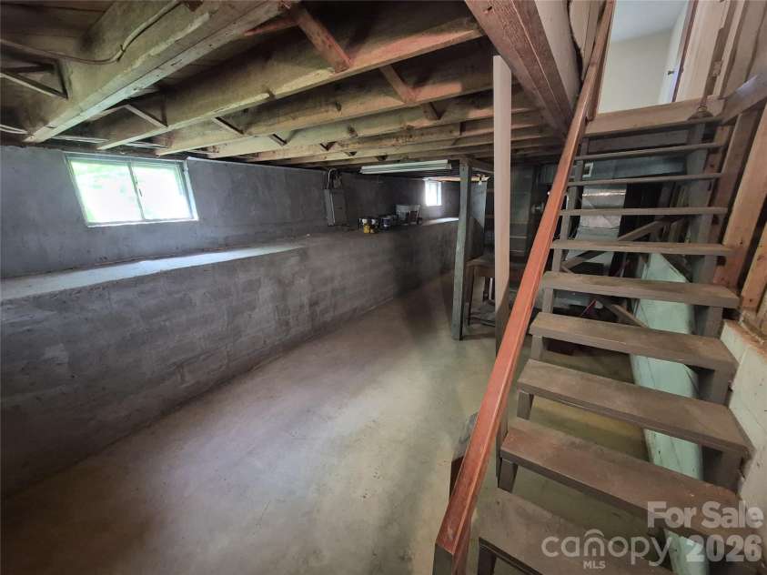 16 Shannon Drive, Asheville, NC 28803.  MLS# CAR4424244, YatesRealty ID 51015. Basement