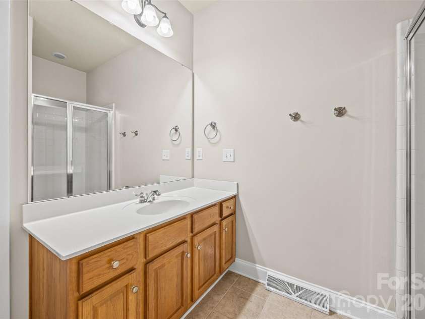 172 Mill Pond Road, Clover, SC 29710.  MLS# CAR4425173, YatesRealty ID 51016. 
