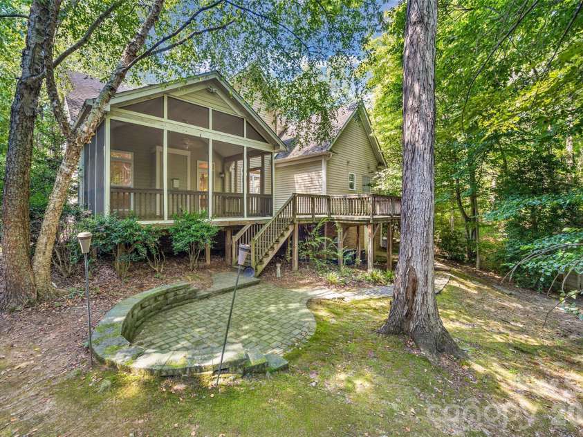 172 Mill Pond Road, Clover, SC 29710.  MLS# CAR4425173, YatesRealty ID 51016. 