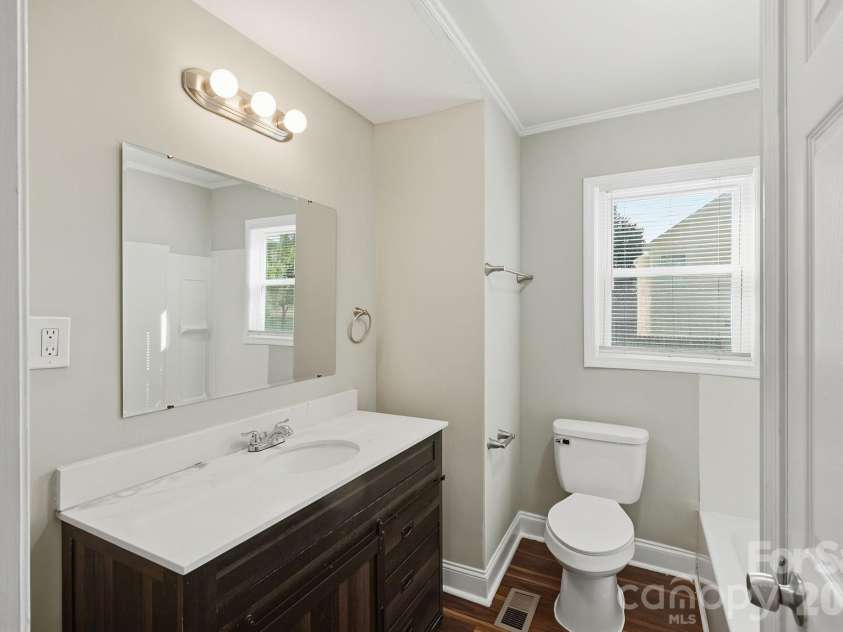2955 Amay James Avenue, Charlotte, NC 28208.  MLS# CAR4424742, YatesRealty ID 51019. 