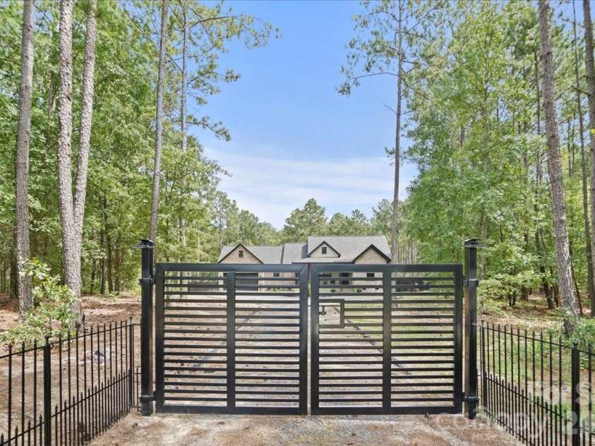 9779 NC 742 Highway, Morven, NC 28119.  MLS# CAR4423886, YatesRealty ID 51020. 
