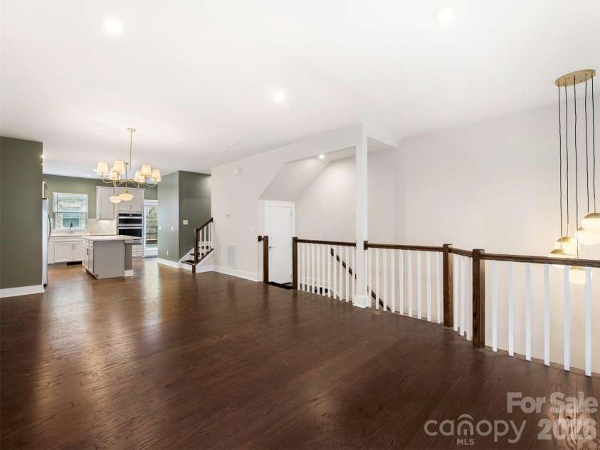 16023 Roscoe Lane, Charlotte, NC 28204.  MLS# CAR4417301, YatesRealty ID 51021. 
