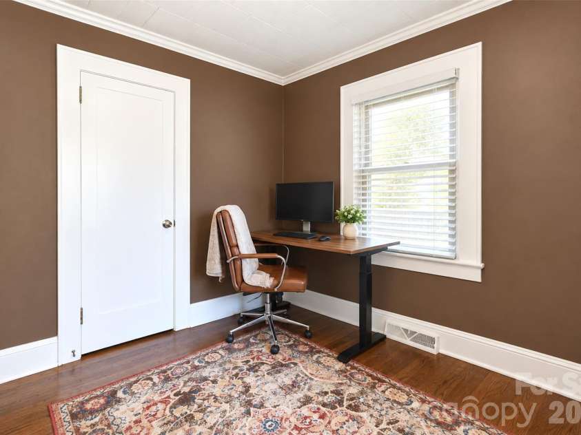 806 Applewood Street, Kannapolis, NC 28081.  MLS# CAR4425191, YatesRealty ID 51022. 