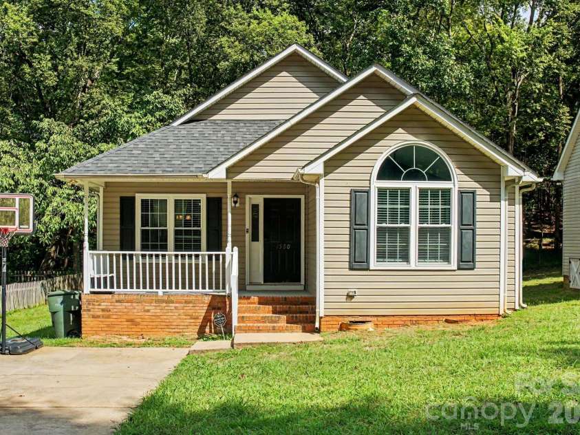 1560 Cambridge Heights Place, Concord, NC 28027.  MLS# CAR4425183, YatesRealty ID 51023. 