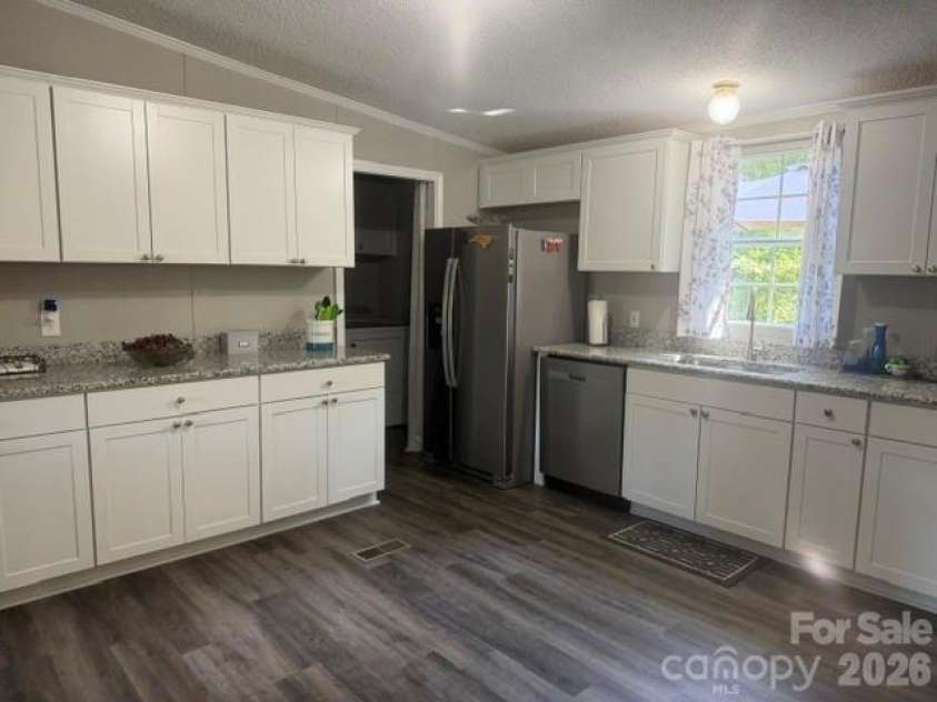 321 Onvil Road, Mount Gilead, NC 27306.  MLS# CAR4425219, YatesRealty ID 51029. Kitchen