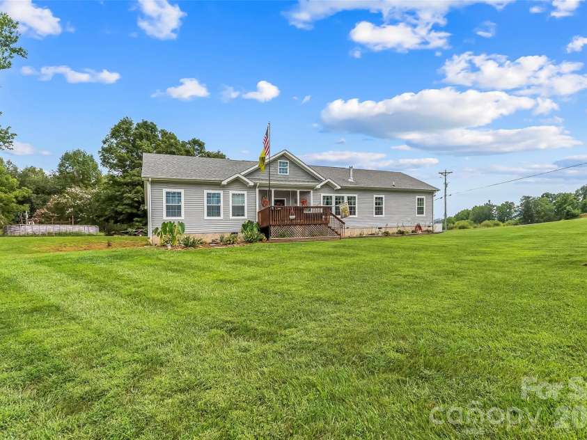 3740 Bennett Road, Morganton, NC 28655.  MLS# CAR4421680, YatesRealty ID 51031. 