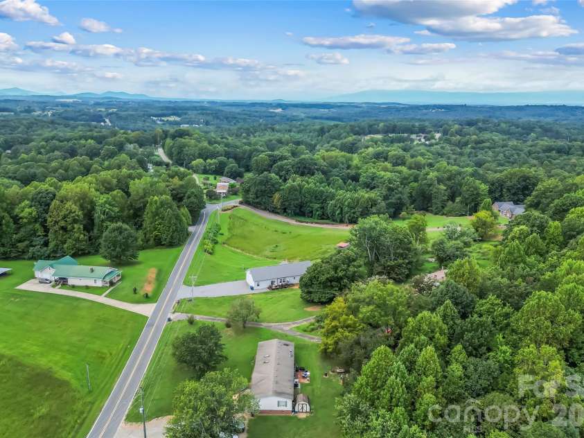 3740 Bennett Road, Morganton, NC 28655.  MLS# CAR4421680, YatesRealty ID 51031. 