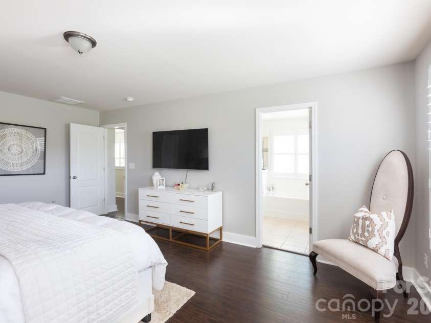 11324 Westbranch Parkway, Davidson, NC 28036.  MLS# CAR4424893, YatesRealty ID 51034. 