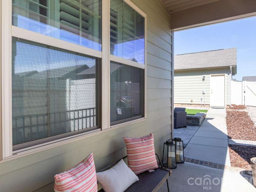 11324 Westbranch Parkway, Davidson, NC 28036.  MLS# CAR4424893, YatesRealty ID 51034. 