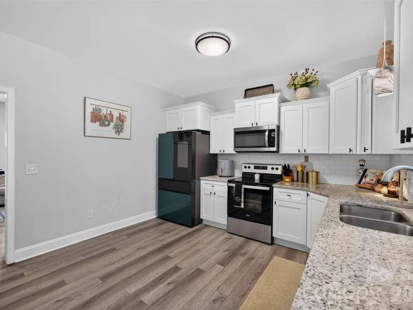 508 Willow Road, Salisbury, NC 28147.  MLS# CAR4424265, YatesRealty ID 51036. 