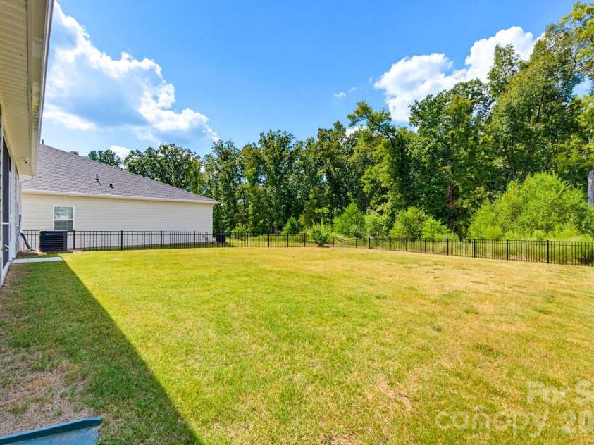3322 Amarillo Court, Lancaster, SC 29720.  MLS# CAR4424307, YatesRealty ID 51038. 