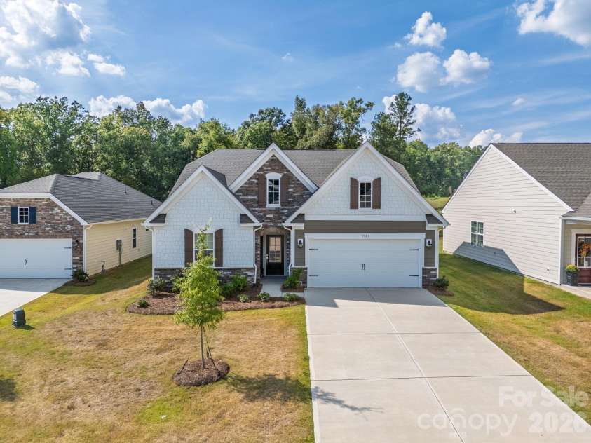 3322 Amarillo Court, Lancaster, SC 29720.  MLS# CAR4424307, YatesRealty ID 51038. 