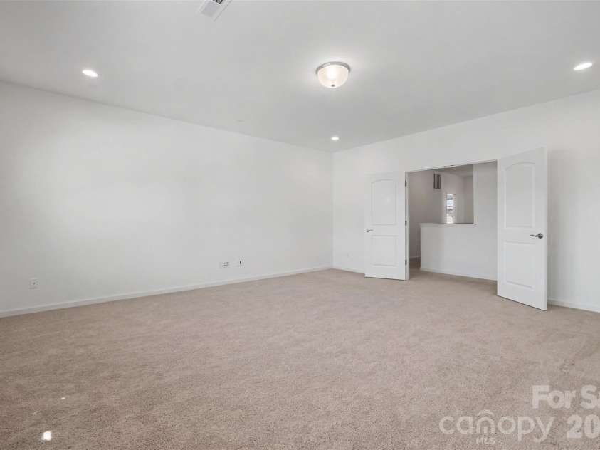 6343 Clarisse Drive, Concord, NC 28025.  MLS# CAR4434568, YatesRealty ID 5104. Bonus Room
