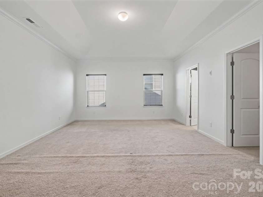 6343 Clarisse Drive, Concord, NC 28025.  MLS# CAR4434568, YatesRealty ID 5104. Primary Bedroom