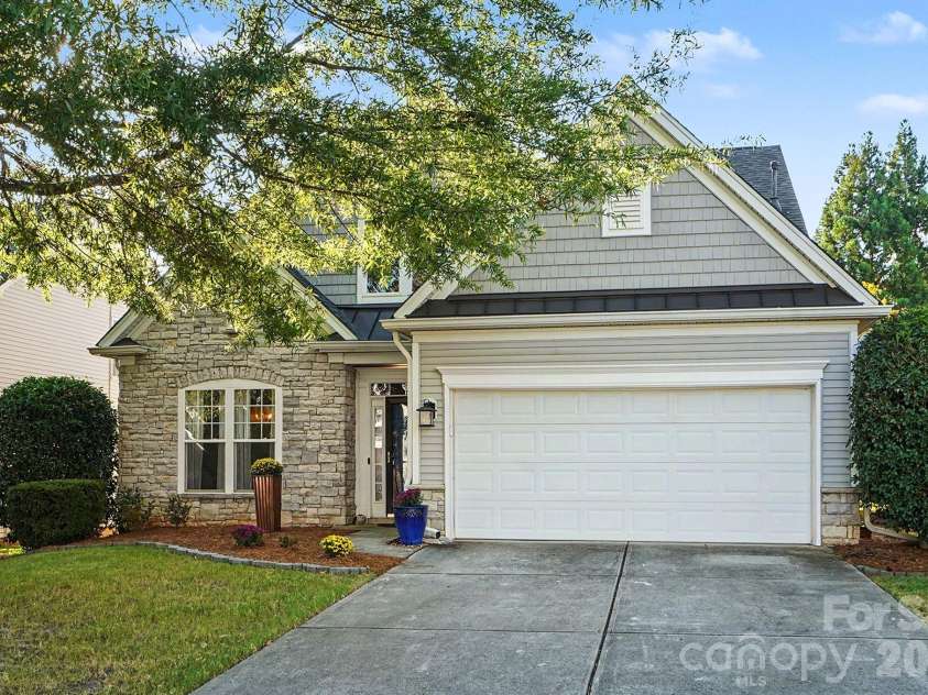 7024 Saranac Lane, Charlotte, NC 28105.  MLS# CAR4424198, YatesRealty ID 51041. 
