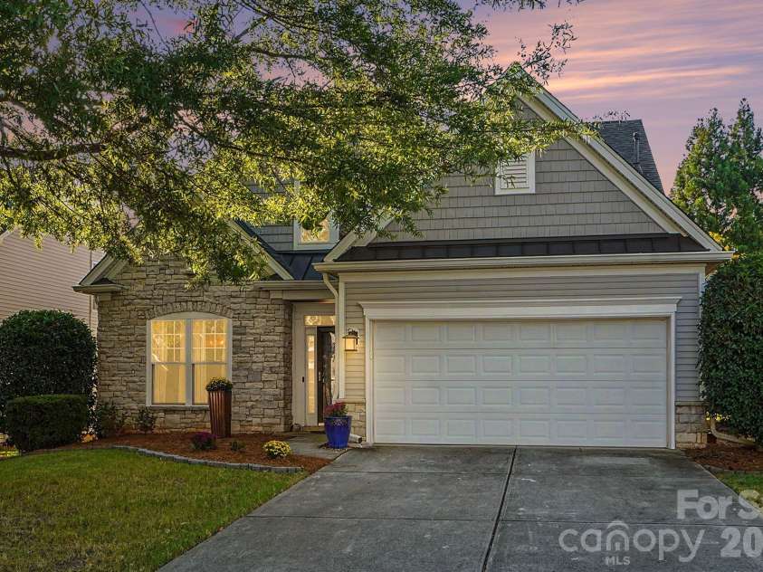 7024 Saranac Lane, Charlotte, NC 28105.  MLS# CAR4424198, YatesRealty ID 51041. 