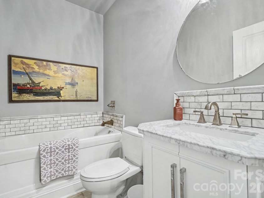 7024 Saranac Lane, Charlotte, NC 28105.  MLS# CAR4424198, YatesRealty ID 51041. Bathroom - Main