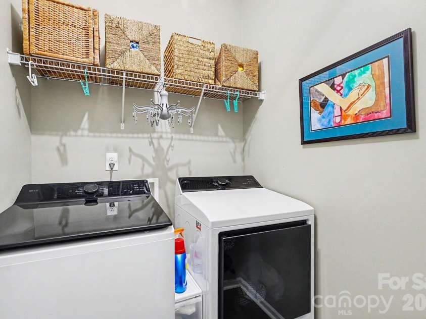 7024 Saranac Lane, Charlotte, NC 28105.  MLS# CAR4424198, YatesRealty ID 51041. Laundry Room
